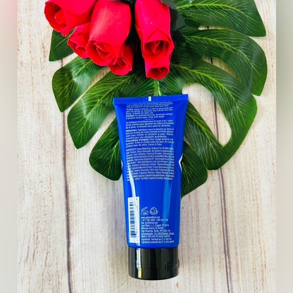 Jack Black Charcoal Body Buff
Exfoliating Cleanser 3fl oz - Picture 3 of 6